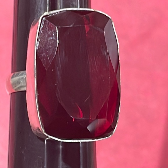 Garnet Ring - Picture 9 of 10